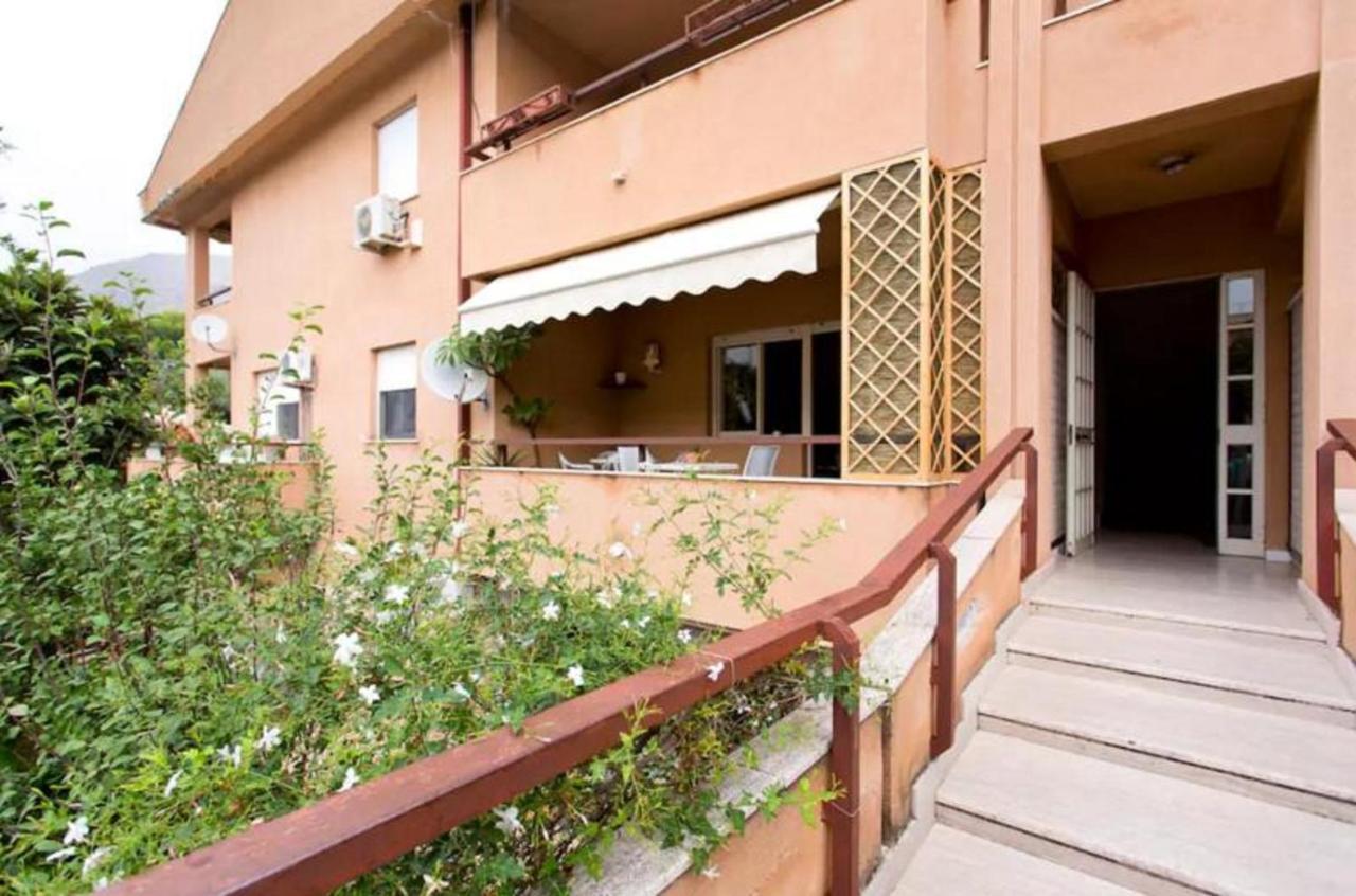 Apartmán Nest Apollo Mondello Exteriér fotografie