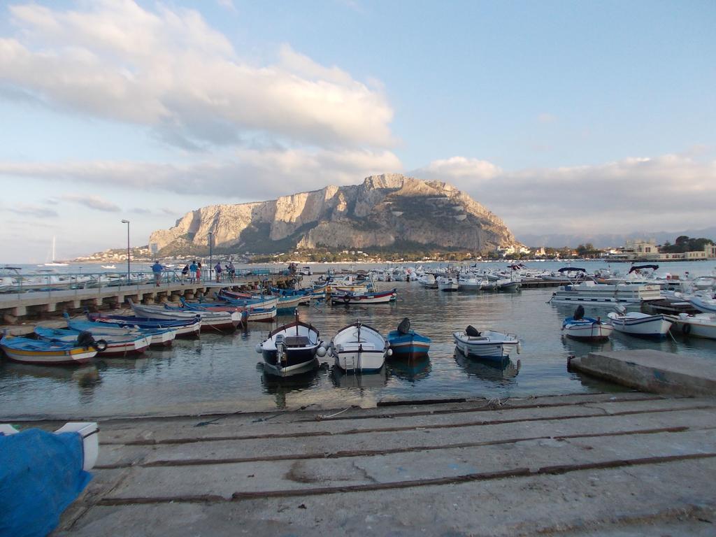 Apartmán Nest Apollo Mondello Exteriér fotografie